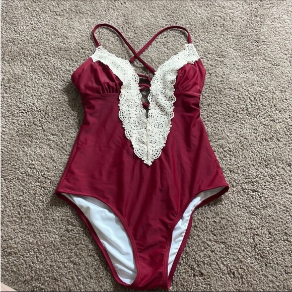 Cupshe Lace Trim Criss Cross Plunge Cutout One Piece Backless Bathing suit - Picture 2 of 7